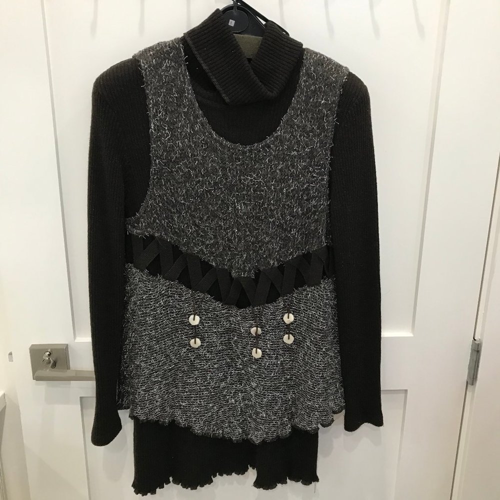 Black Matching Turtleneck Wool Sweater and Vest